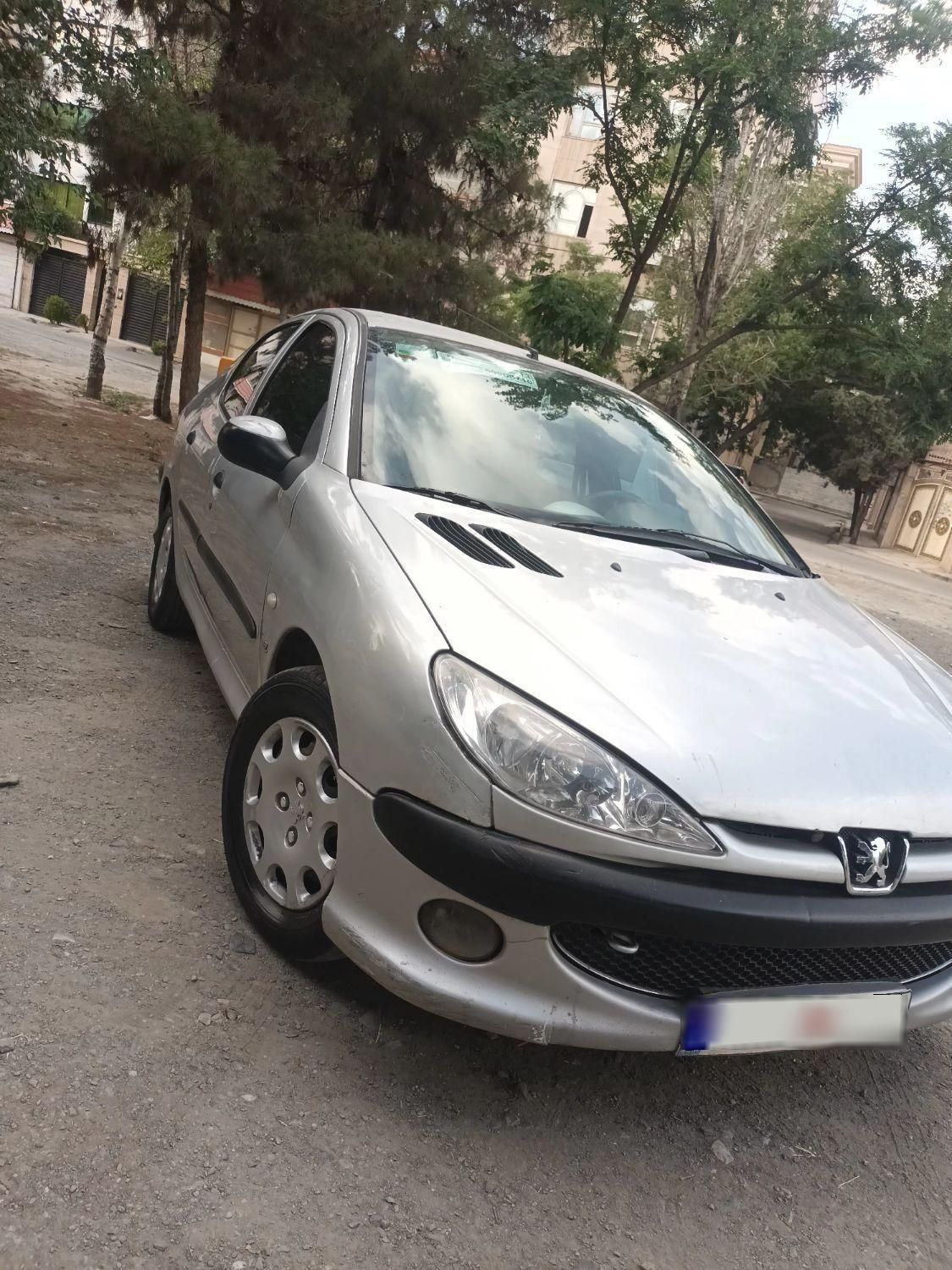 پژو ۲۰۶ صندوق دار v20 - 1388