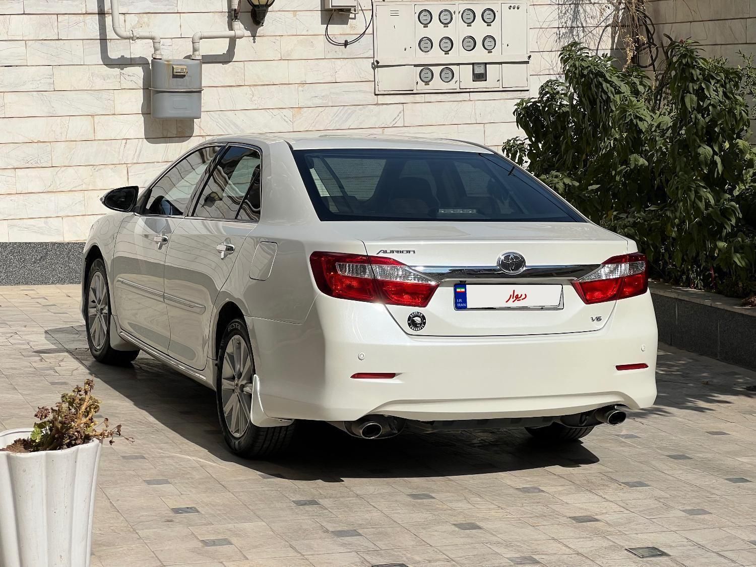 تویوتا آریون XV40 - 2012