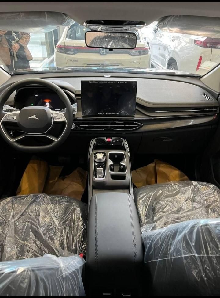 کی ام سی X5 ۱.۵ لیتر توربو - 2025