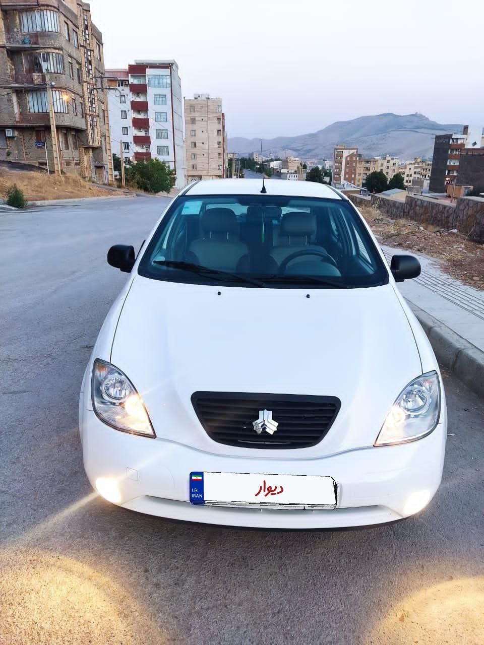 تیبا صندوق دار SX - 1401