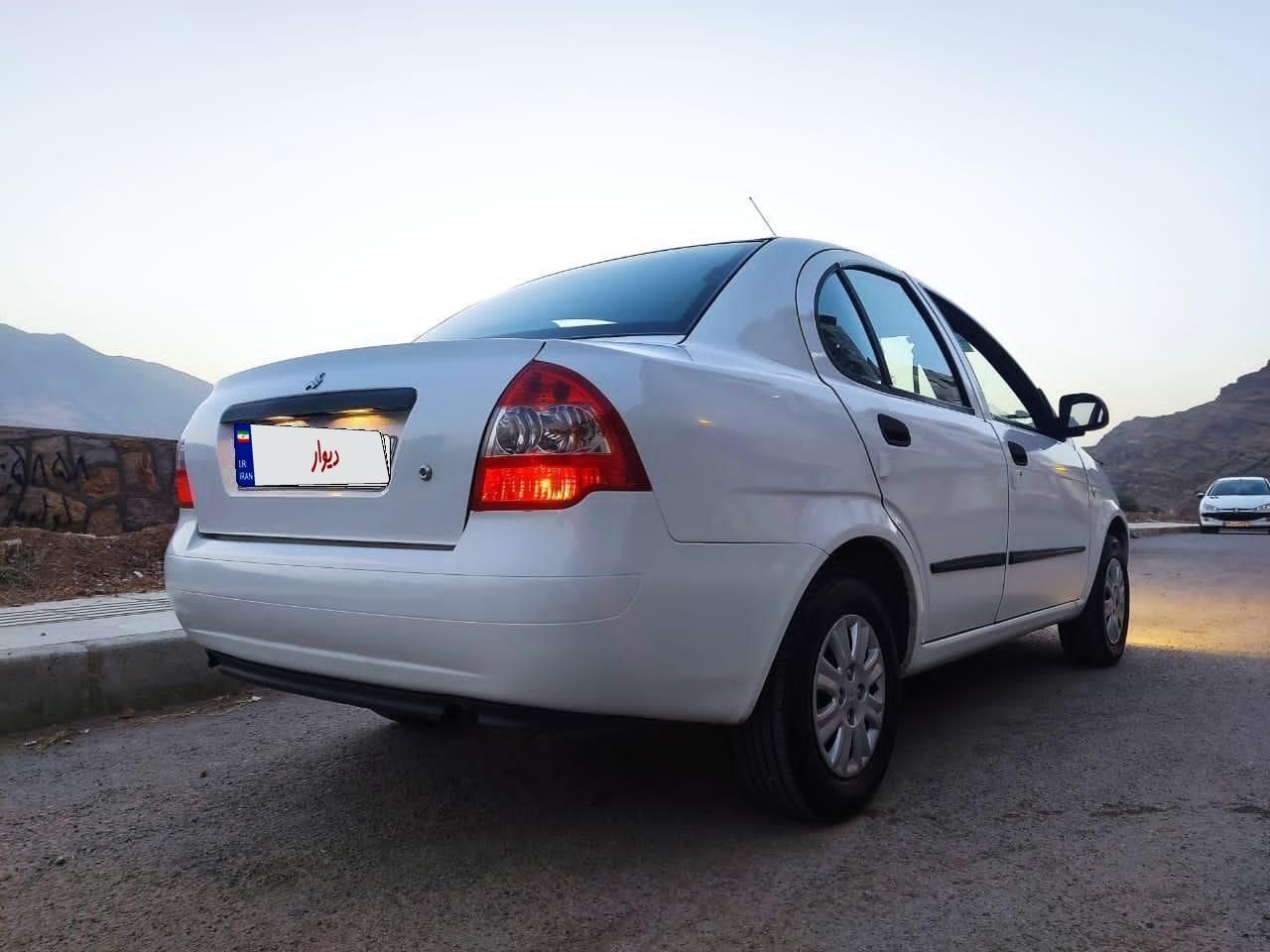 تیبا صندوق دار SX - 1401