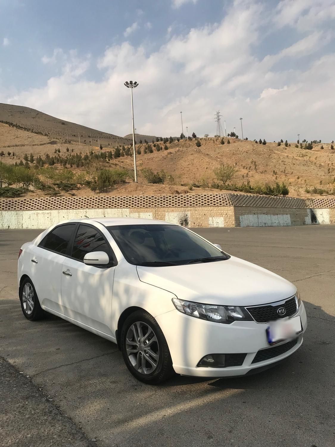 کیا سراتو 2.0 لیتر اتوماتیک GT لاین - 2015
