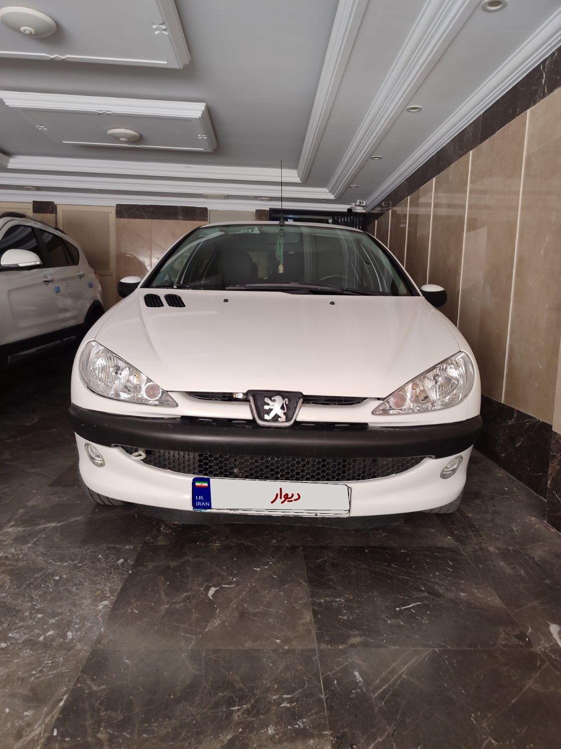 پژو ۲۰۶ صندوق دار v8 - 1399