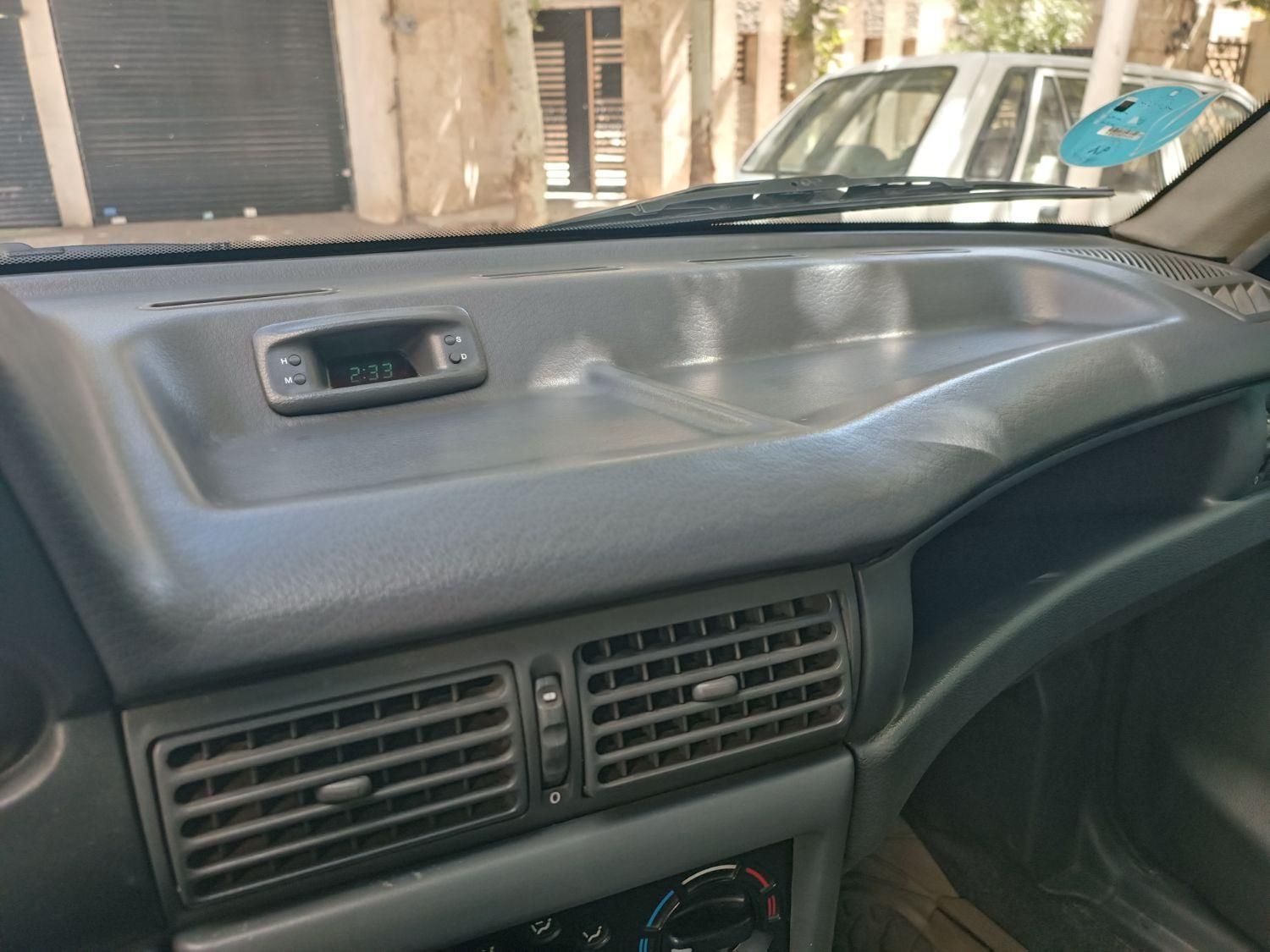 دوو سیلو سدان - 1381