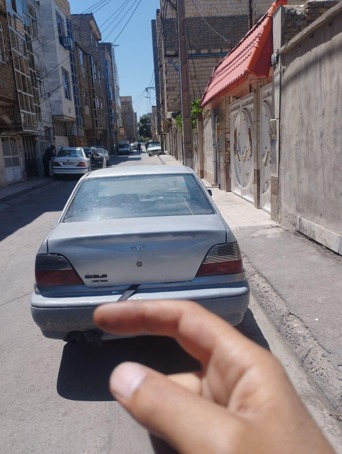 دوو سیلو سدان - 1376