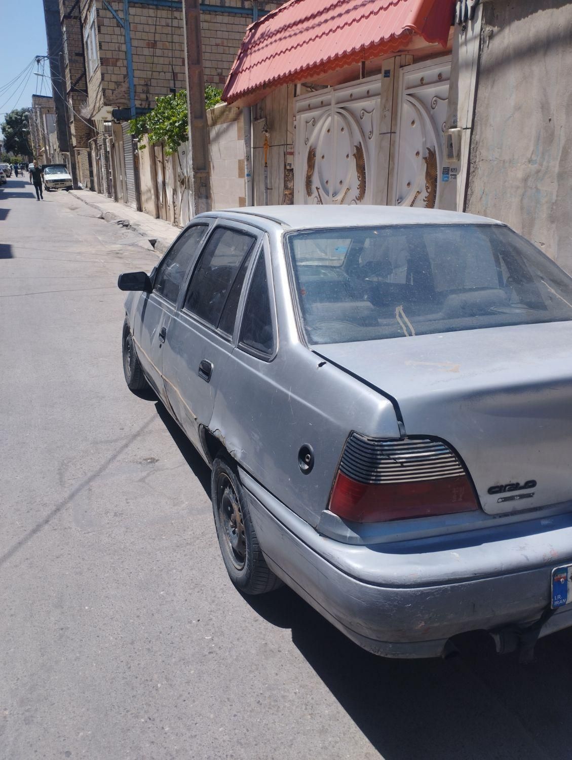 دوو سیلو سدان - 1376