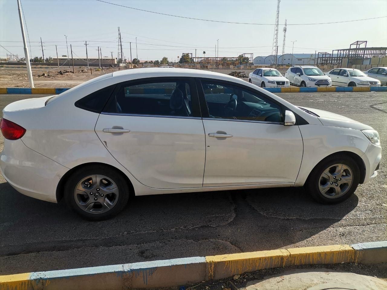 جک J4 اتوماتیک ساده - 1402