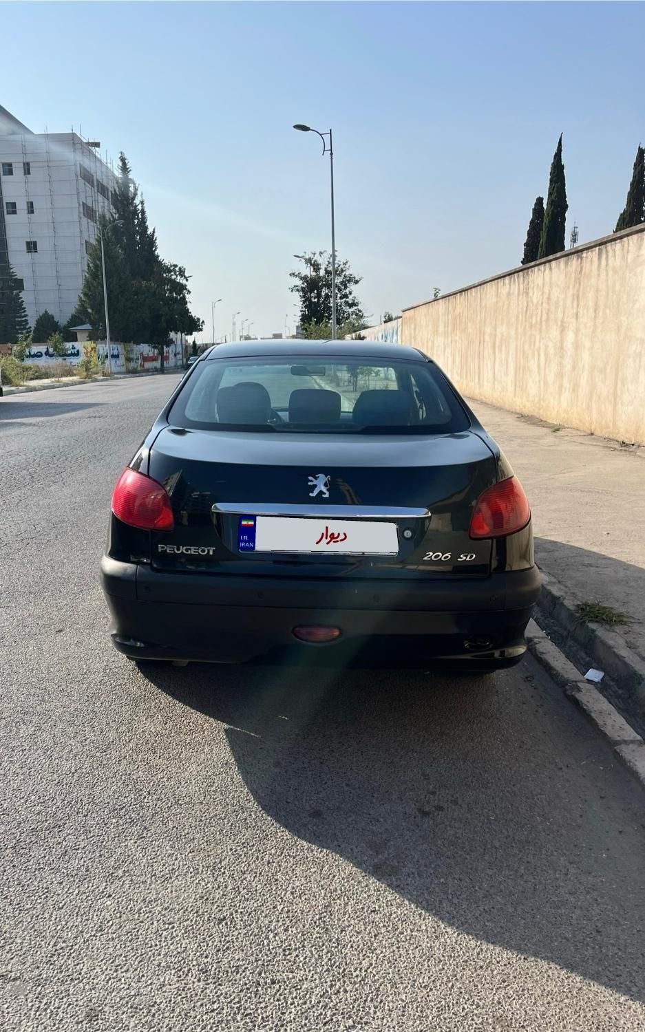 پژو ۲۰۶ صندوق دار v8 - 1391