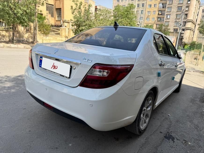 دنا پلاس توربو 6 دنده - 1401