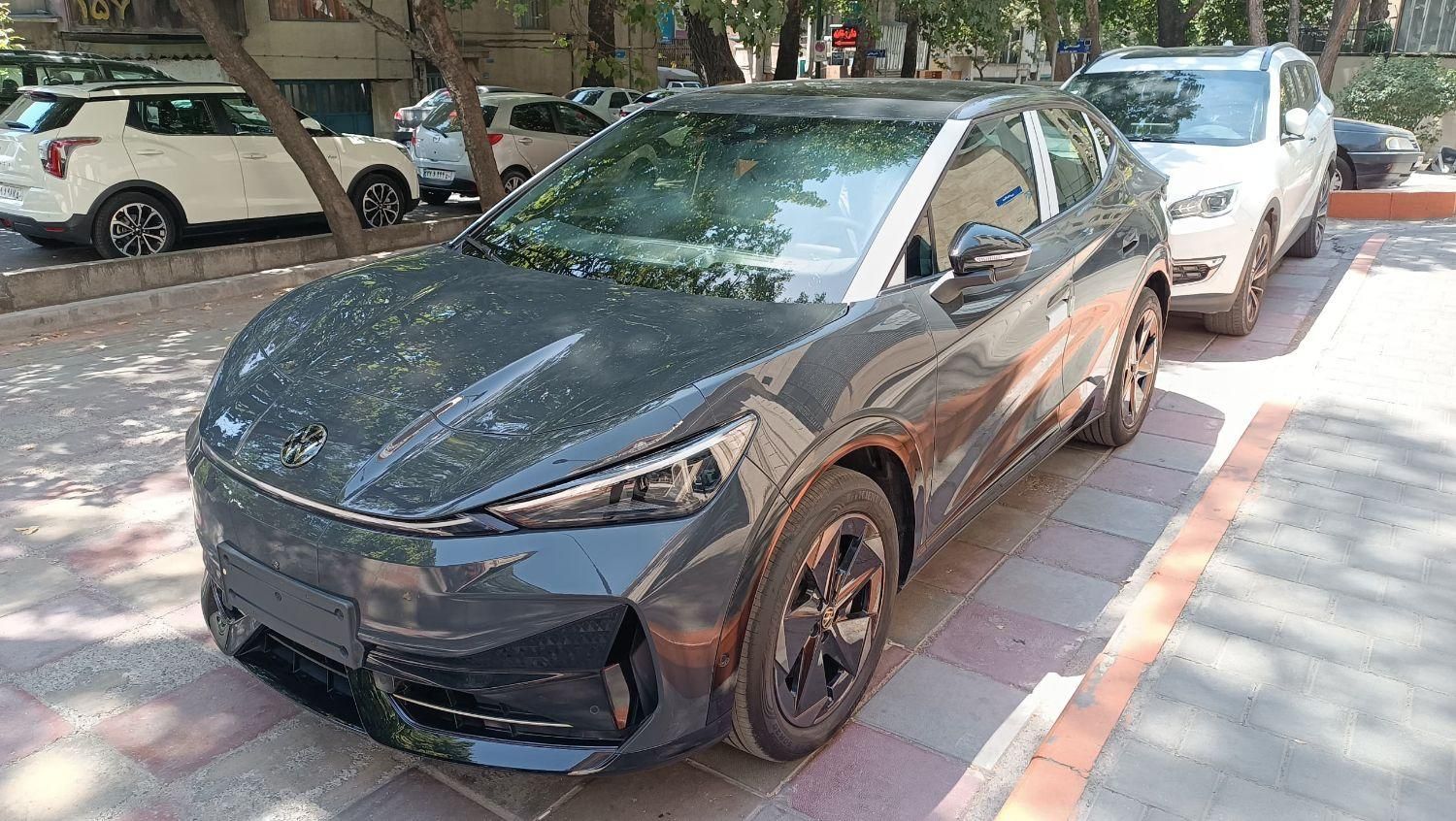 فولکس گلف GTI - 2024