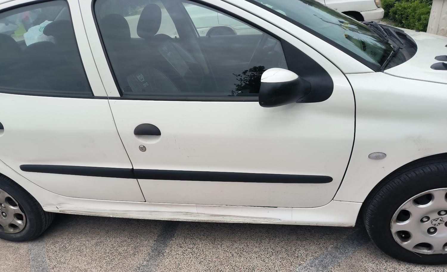 پژو ۲۰۶ صندوق دار v8 - 1397