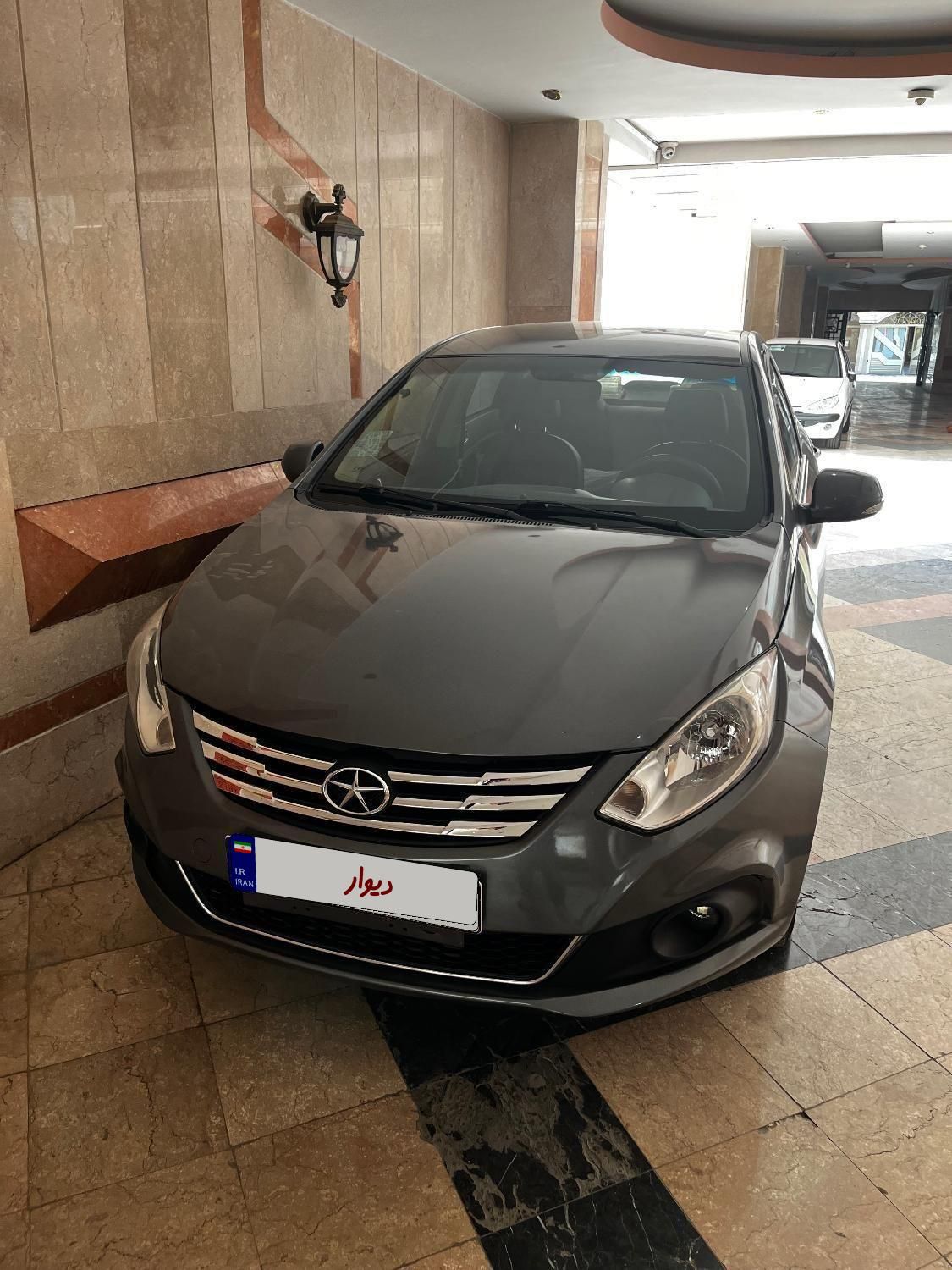 جک J4 اتوماتیک ساده - 1401