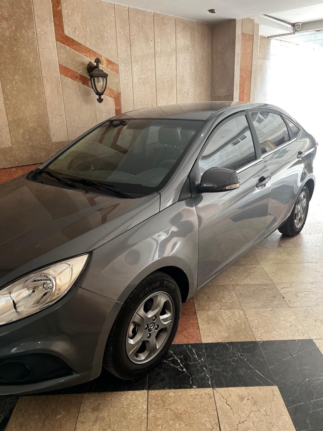 جک J4 اتوماتیک ساده - 1401