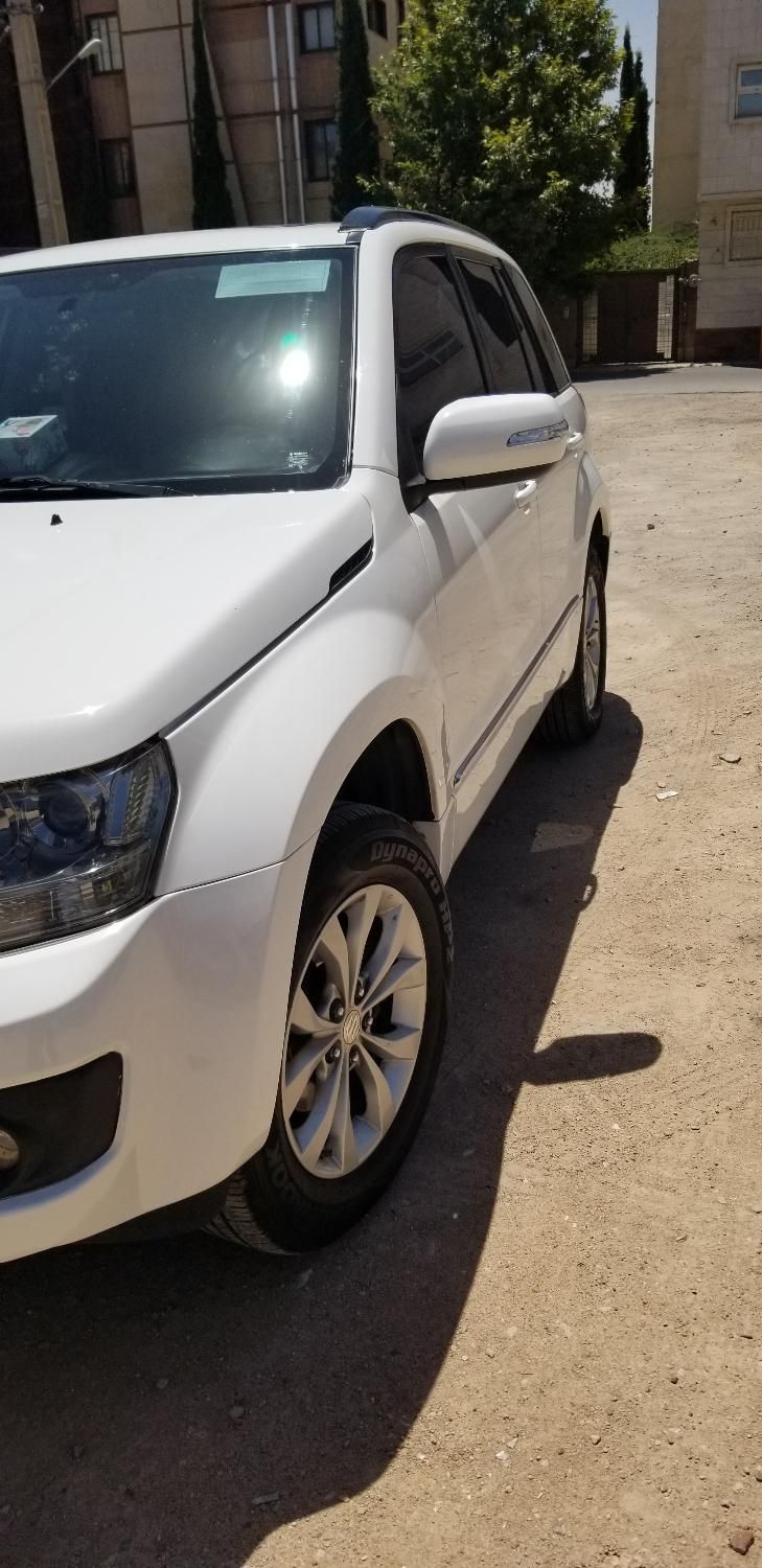 سوزوکی ویتارا ایران خودرو 2400 اتوماتیک - 1397