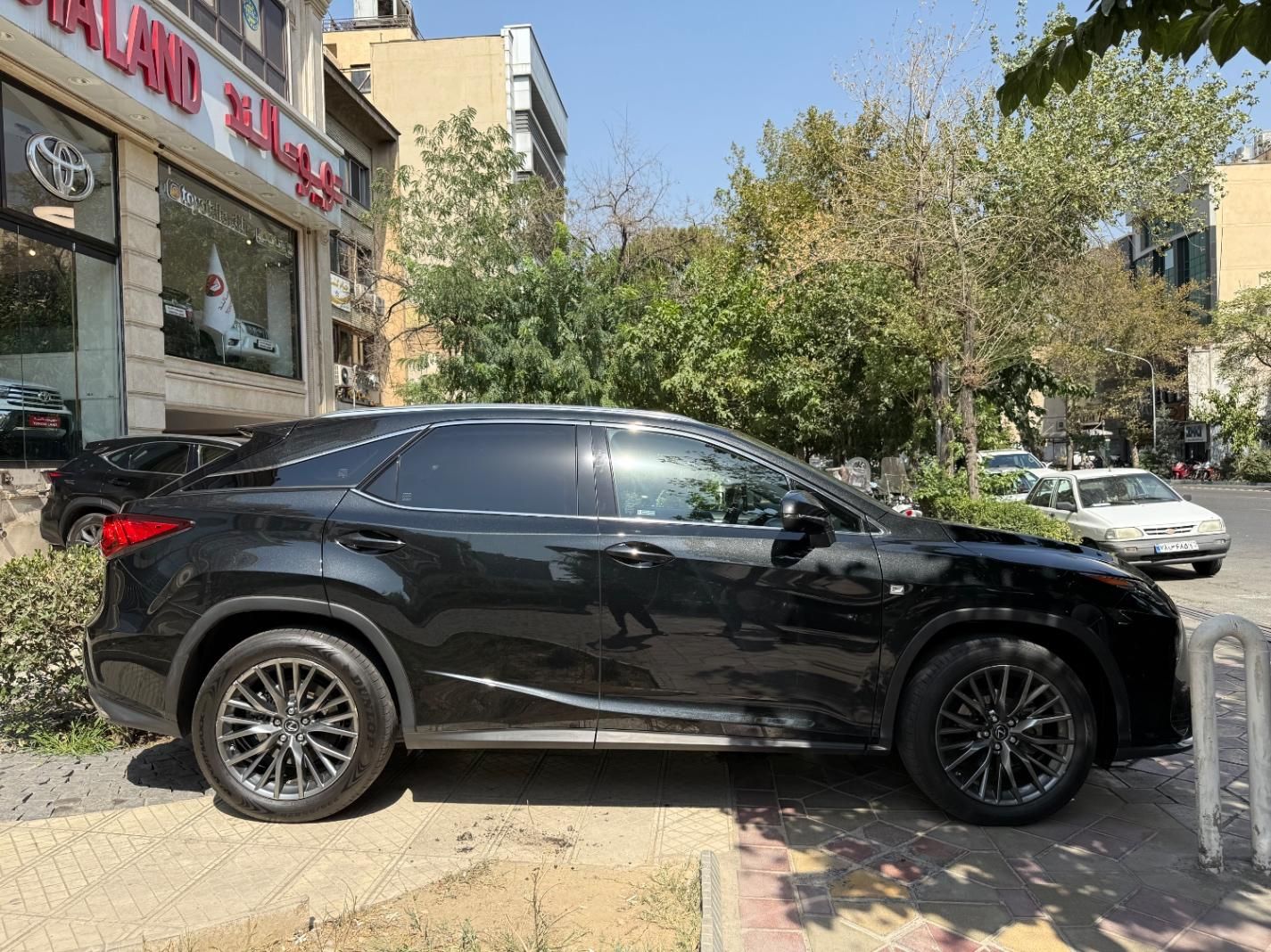 لکسوس RX 200 توربو Fsport - 2018