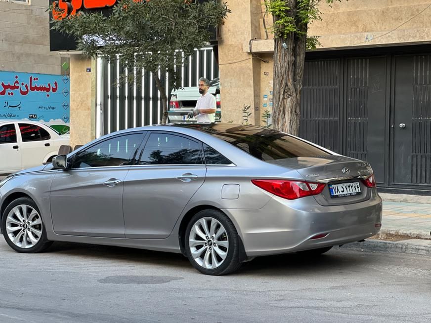 هیوندای سوناتا فول YF - 2012