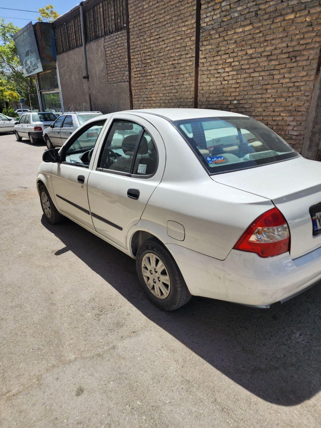 تیبا صندوق دار SX - 1401