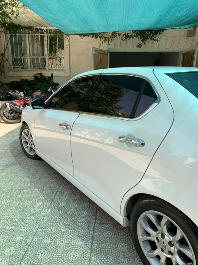 دنا پلاس توربو 6 دنده - 1402