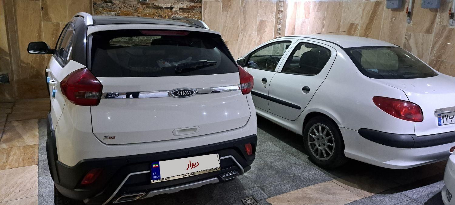 ام وی ام X22 دنده ای اسپرت لاکچری - 1400