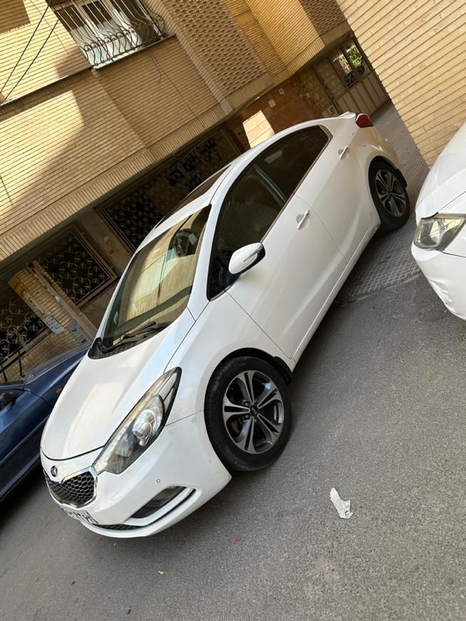 کیا سراتو 2.0 لیتر اتوماتیک GT لاین - 2015