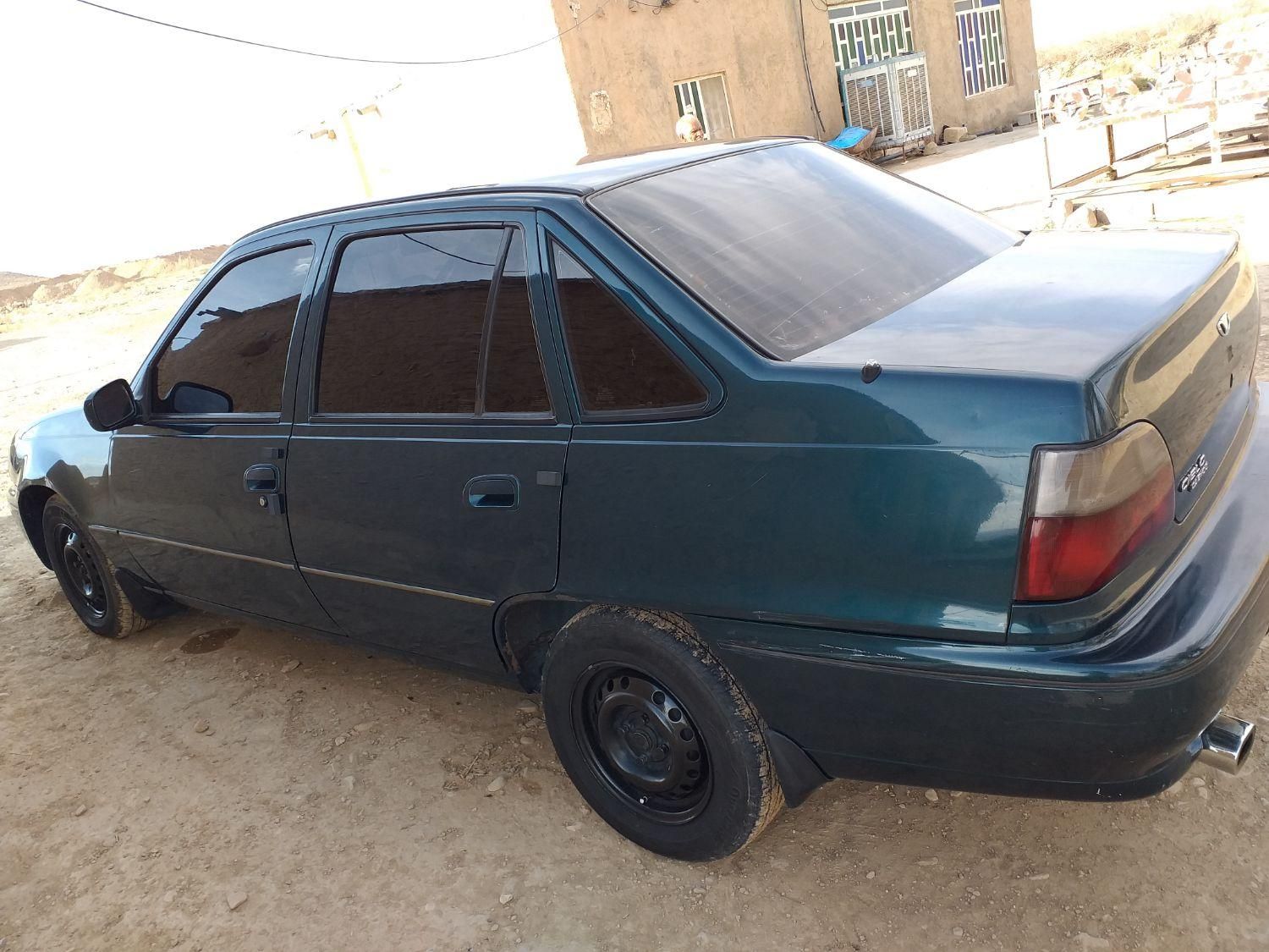 دوو سیلو سدان - 1377