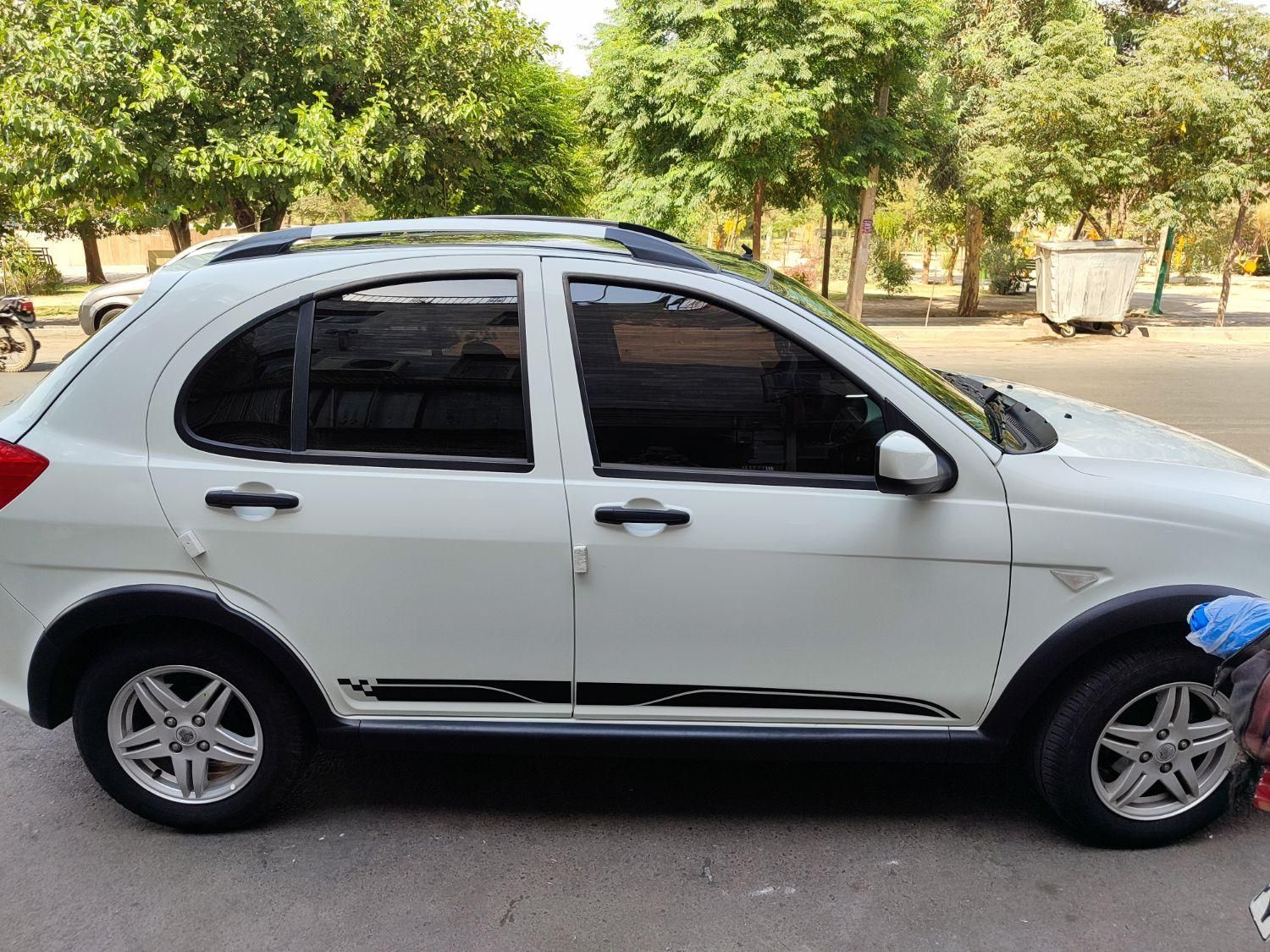 کوییک R دنده‌ای - 1401