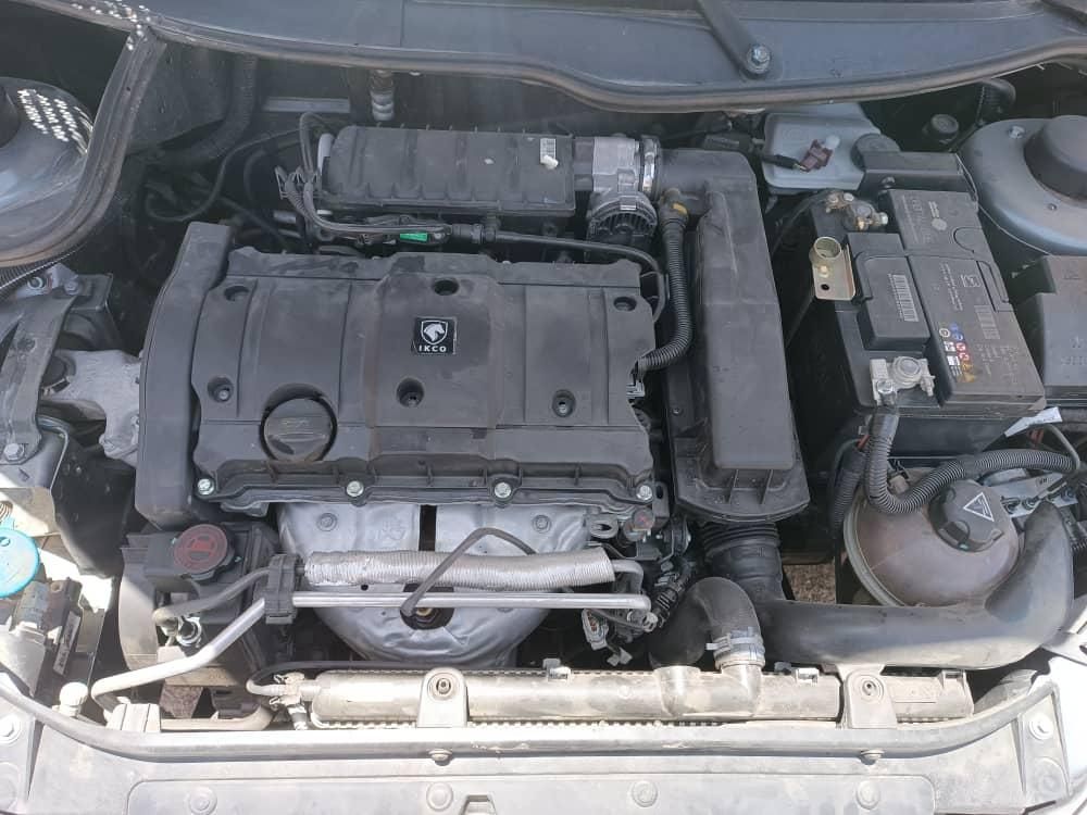 پژو ۲۰۶ صندوق دار v8 - 1398