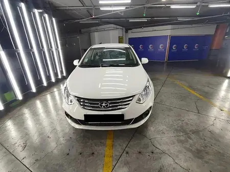 جک J4 اتوماتیک ساده - 1404