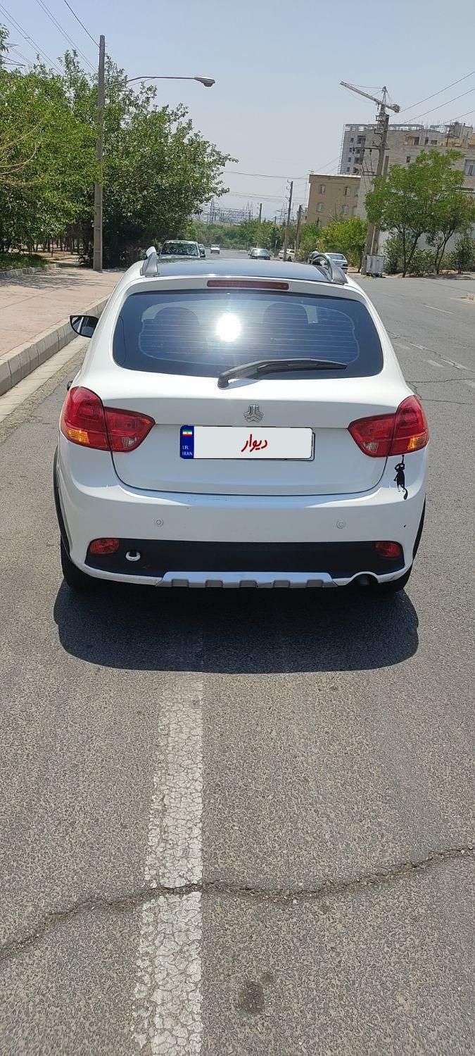 کوییک R دنده‌ای - 1399