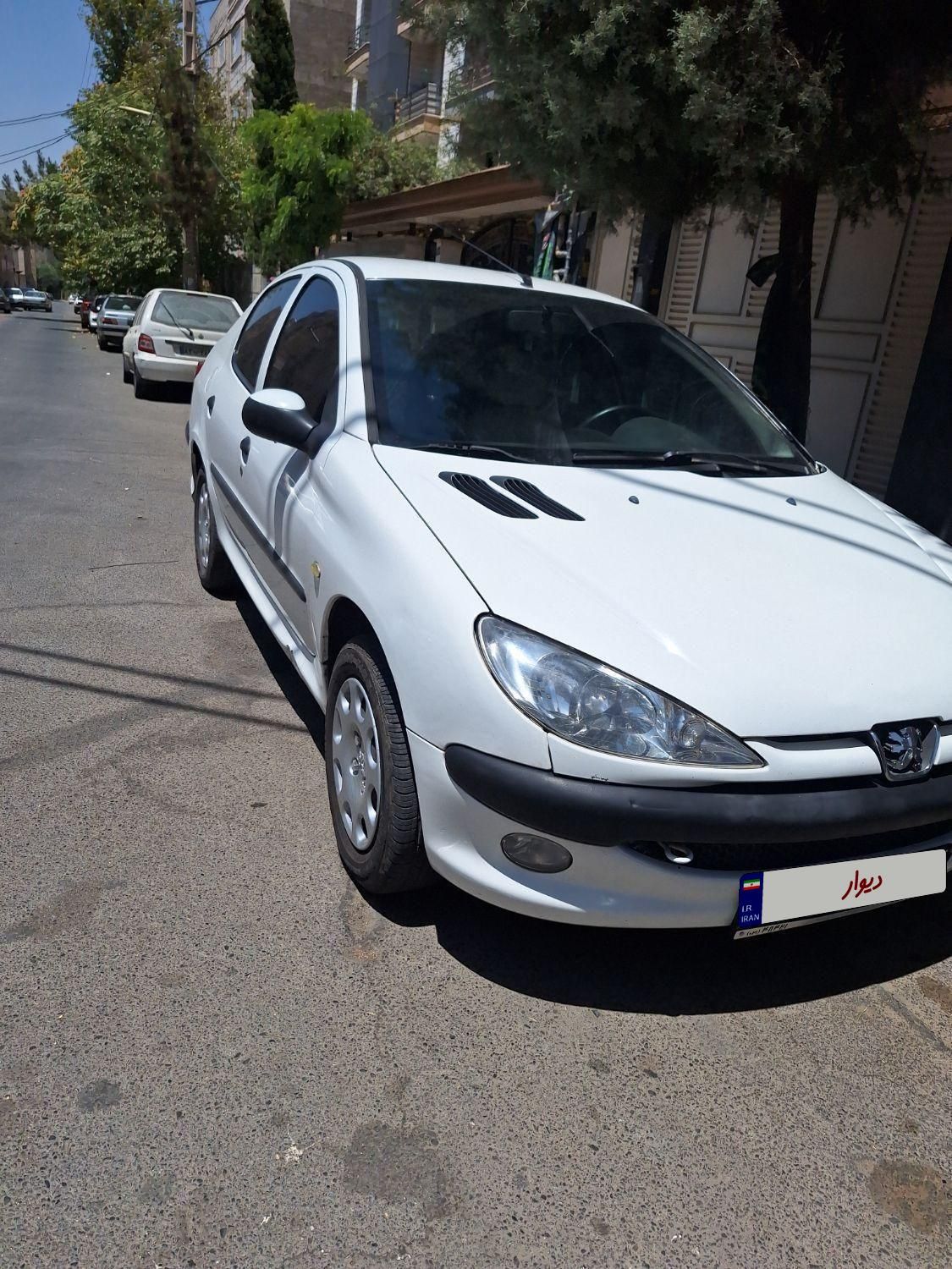 پژو ۲۰۶ صندوق دار v8 - 1394