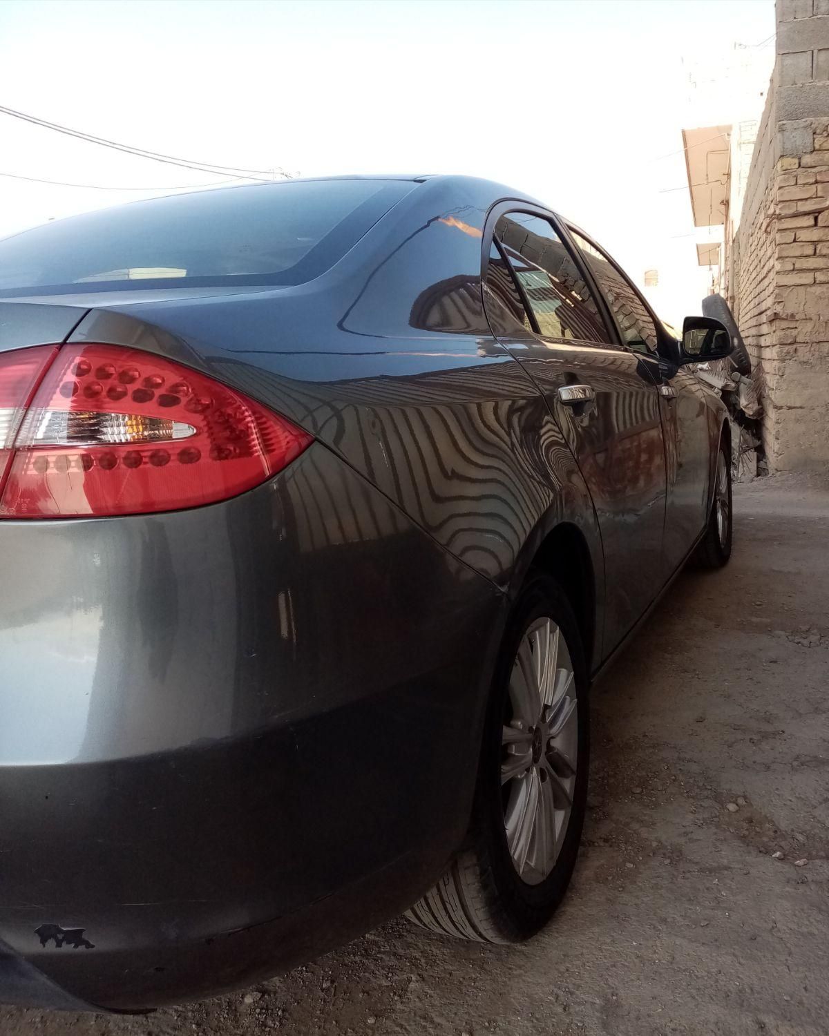 جک J5 اتوماتیک - 1394