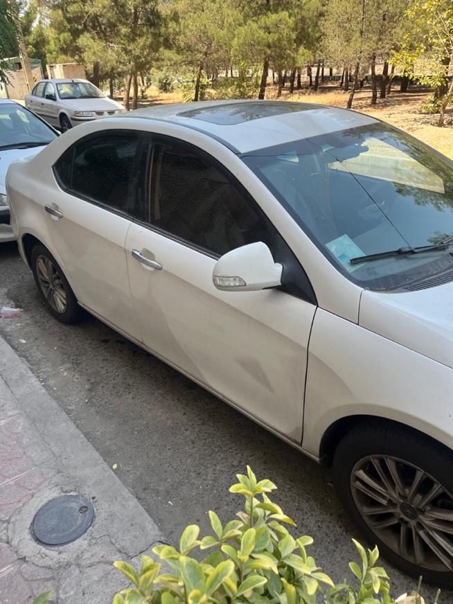 جک J5 اتوماتیک - 1394