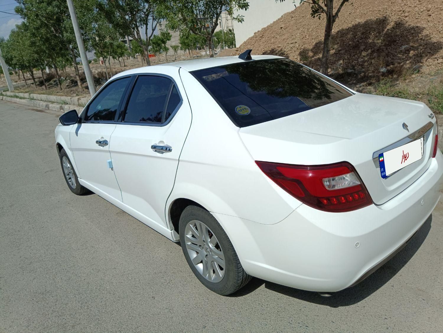 دنا پلاس تیپ ۲ سانروف ۴ ایربگ - 1401