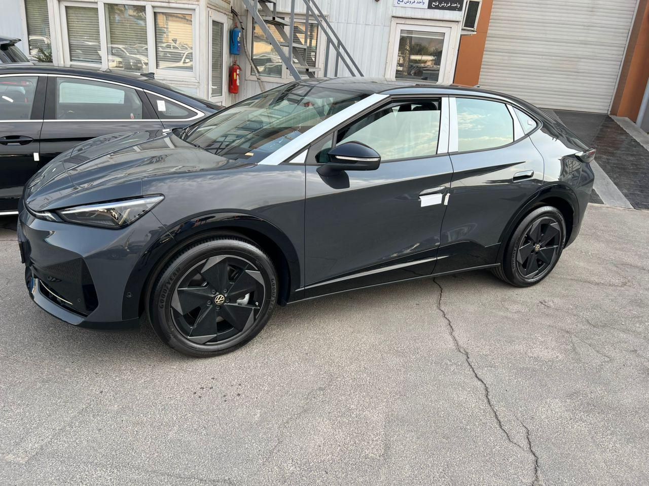 فولکس گلف GTI - 2024