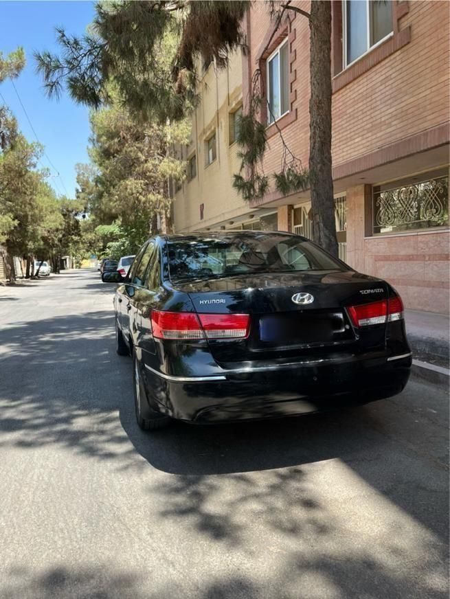 هیوندای سوناتا دنده‌ای NF 2400 - 2009