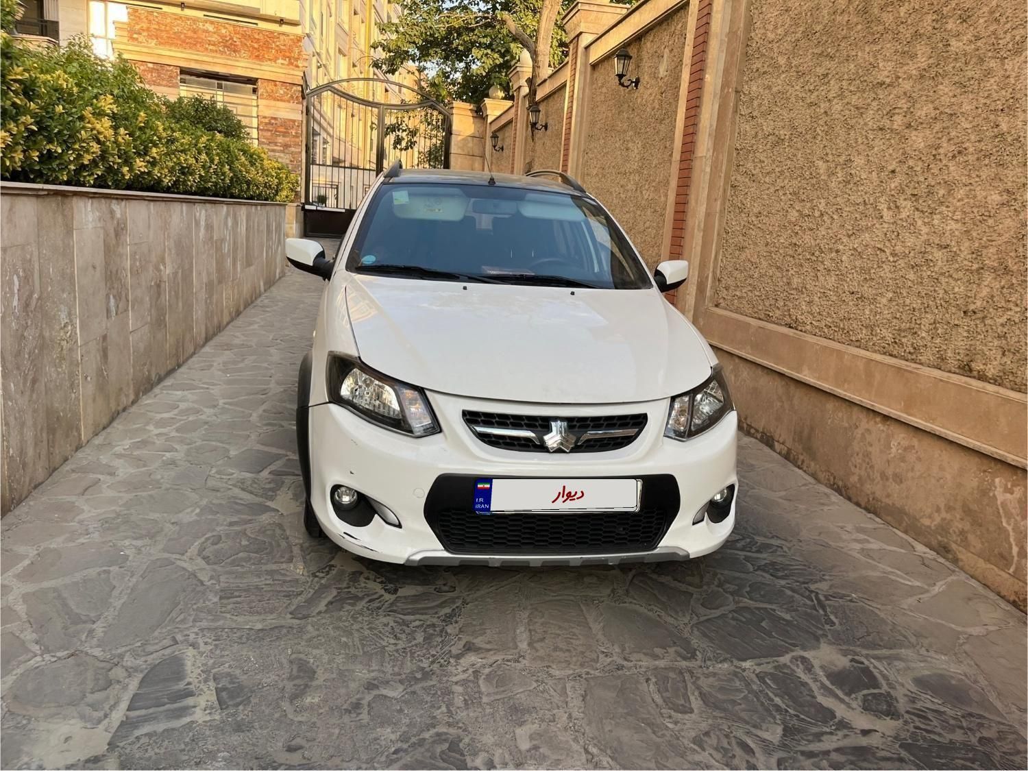 خودرو کوییک، R آگهی ann_19507843