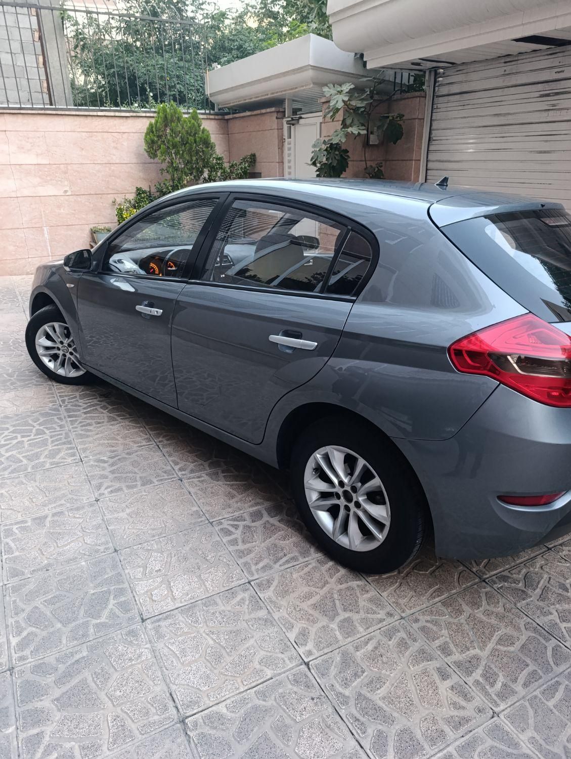 خودرو برلیانس، H320 آگهی ann_19507865