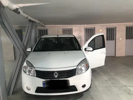 خودرو رنو، ساندرو آگهی ann_19508103