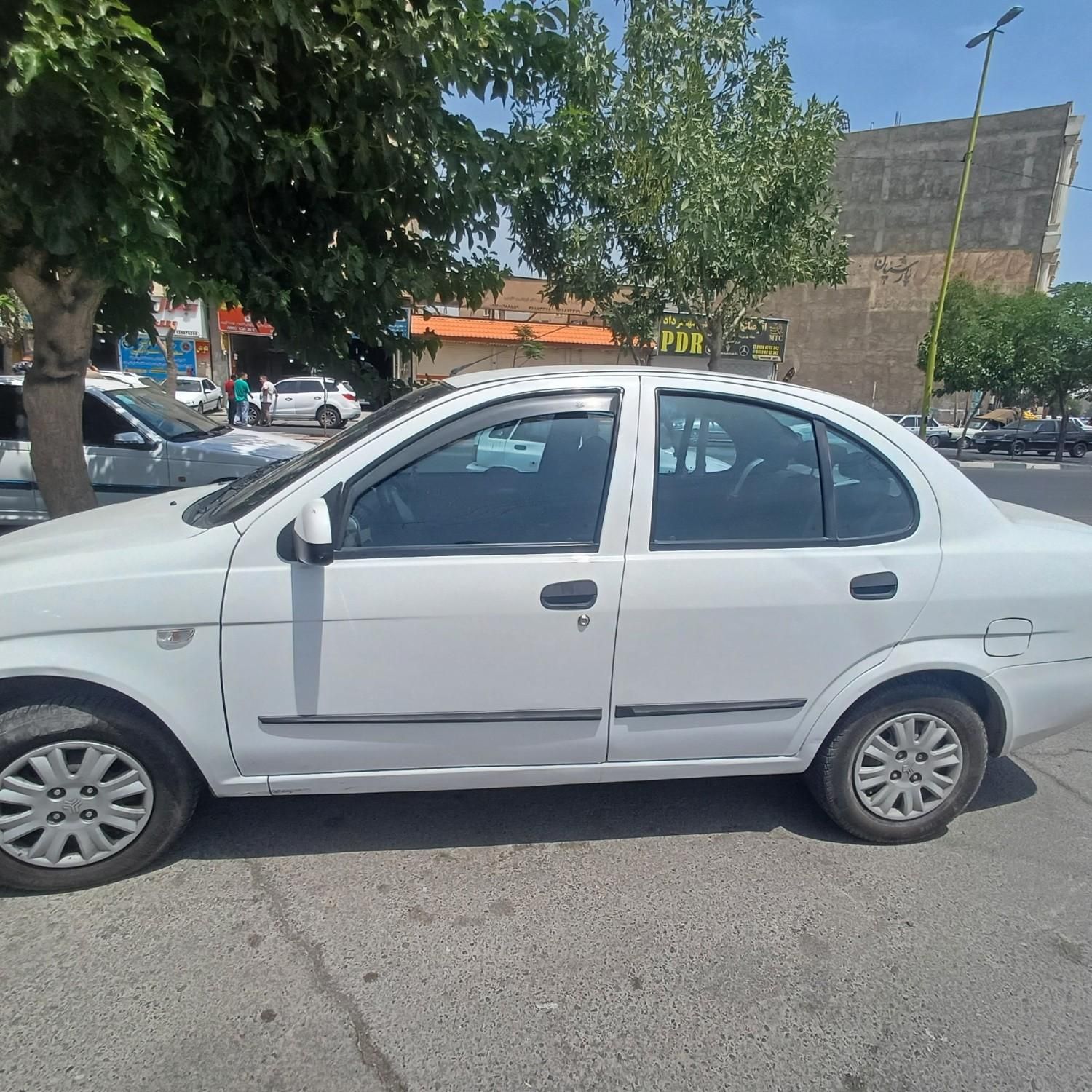 تیبا صندوق دار LX - 1390