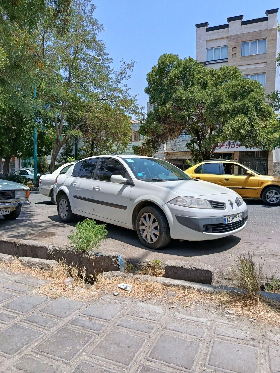 رنو مگان وارداتی اتوماتیک 2000 - 2007