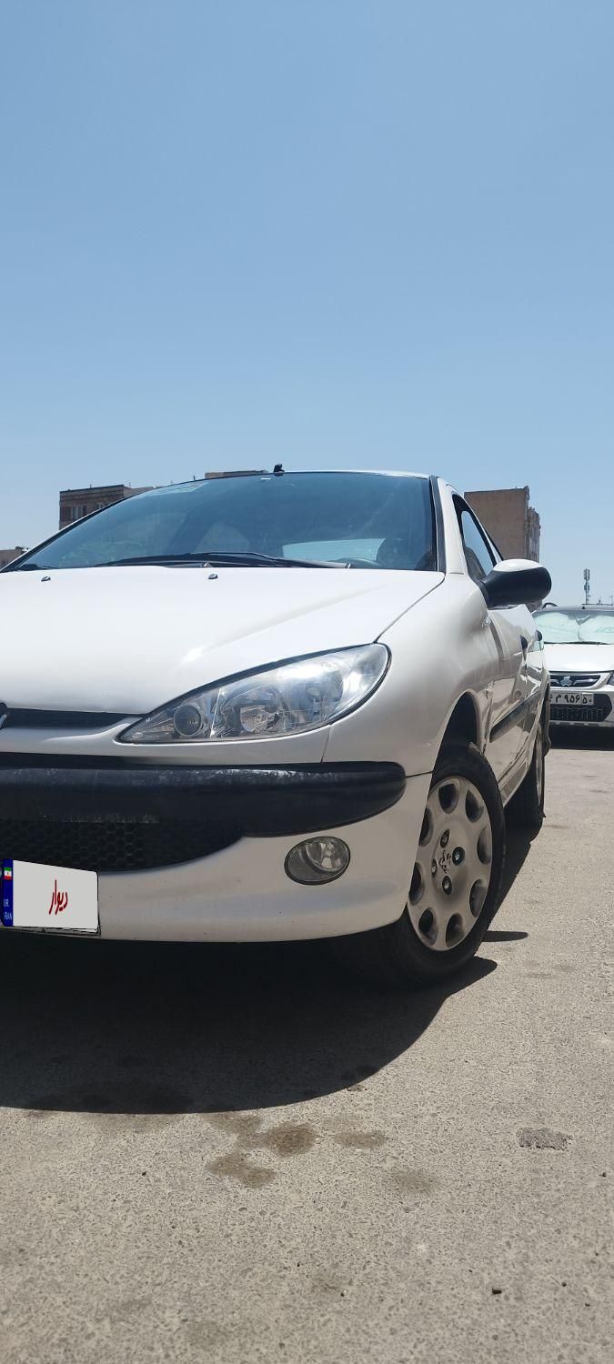 پژو ۲۰۶ صندوق دار v8 - 1396
