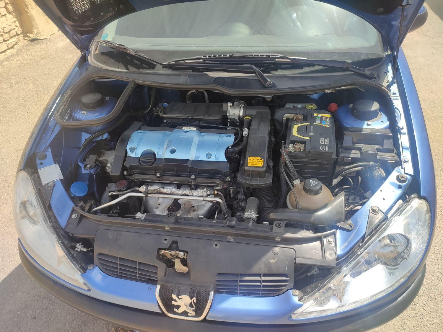 پژو ۲۰۶ صندوق دار v8 - 1395