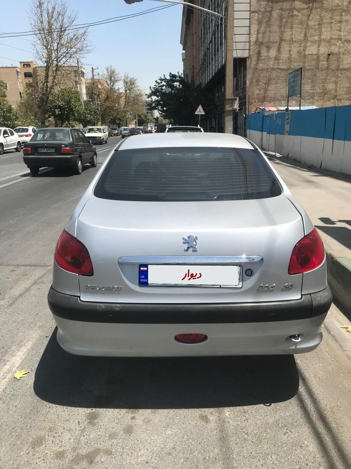 پژو ۲۰۶ صندوق دار v8 - 1394