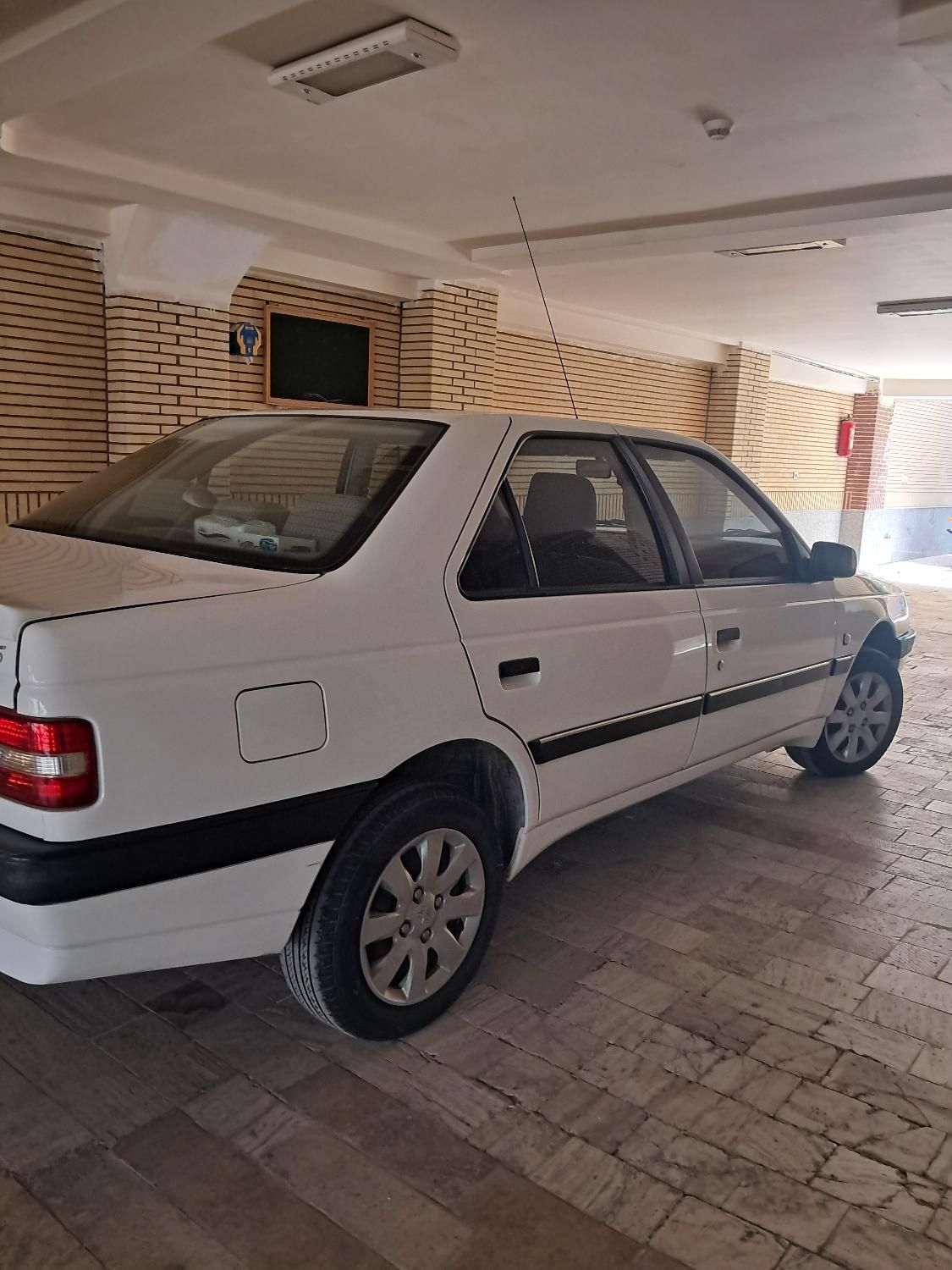 پژو 405 SLX بنزینی TU5 - 1397