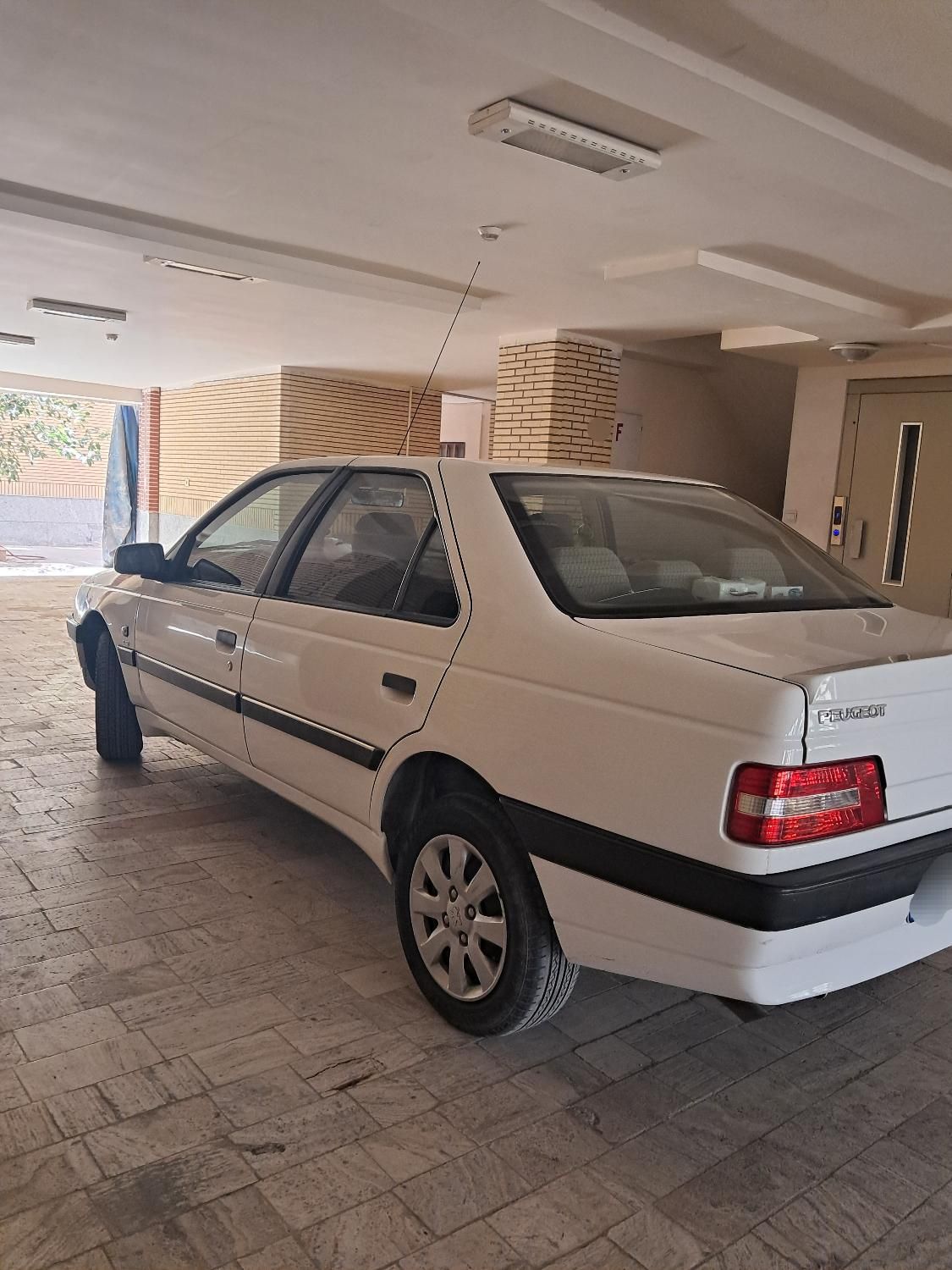 پژو 405 SLX بنزینی TU5 - 1397