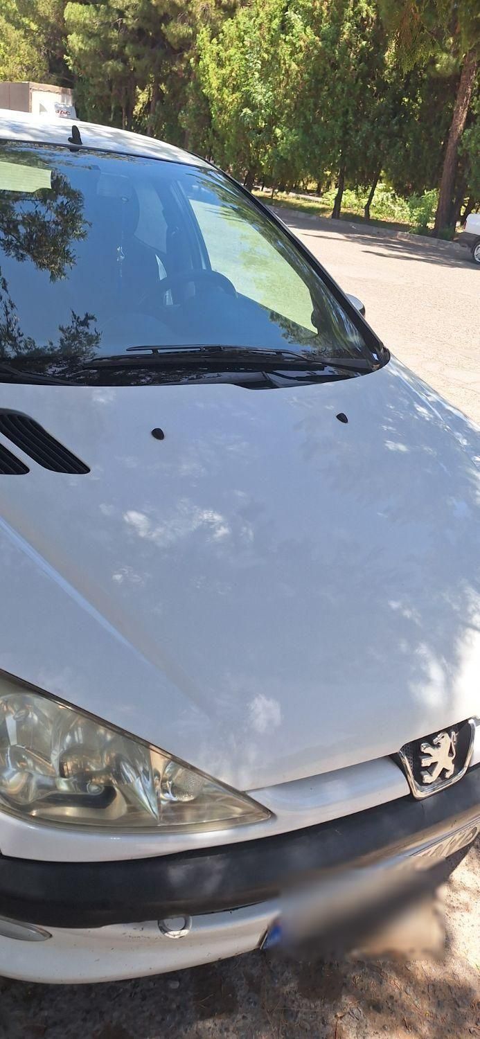 پژو ۲۰۶ صندوق دار v8 - 1390