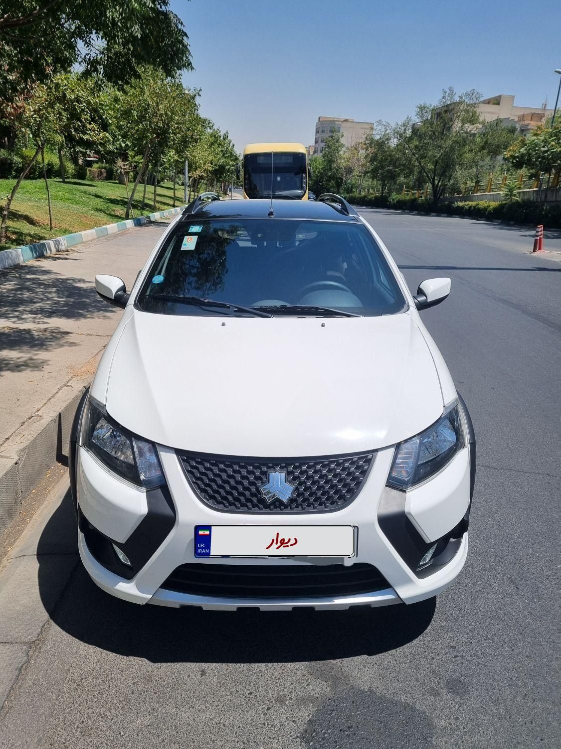 کوییک R دنده‌ای - 1402