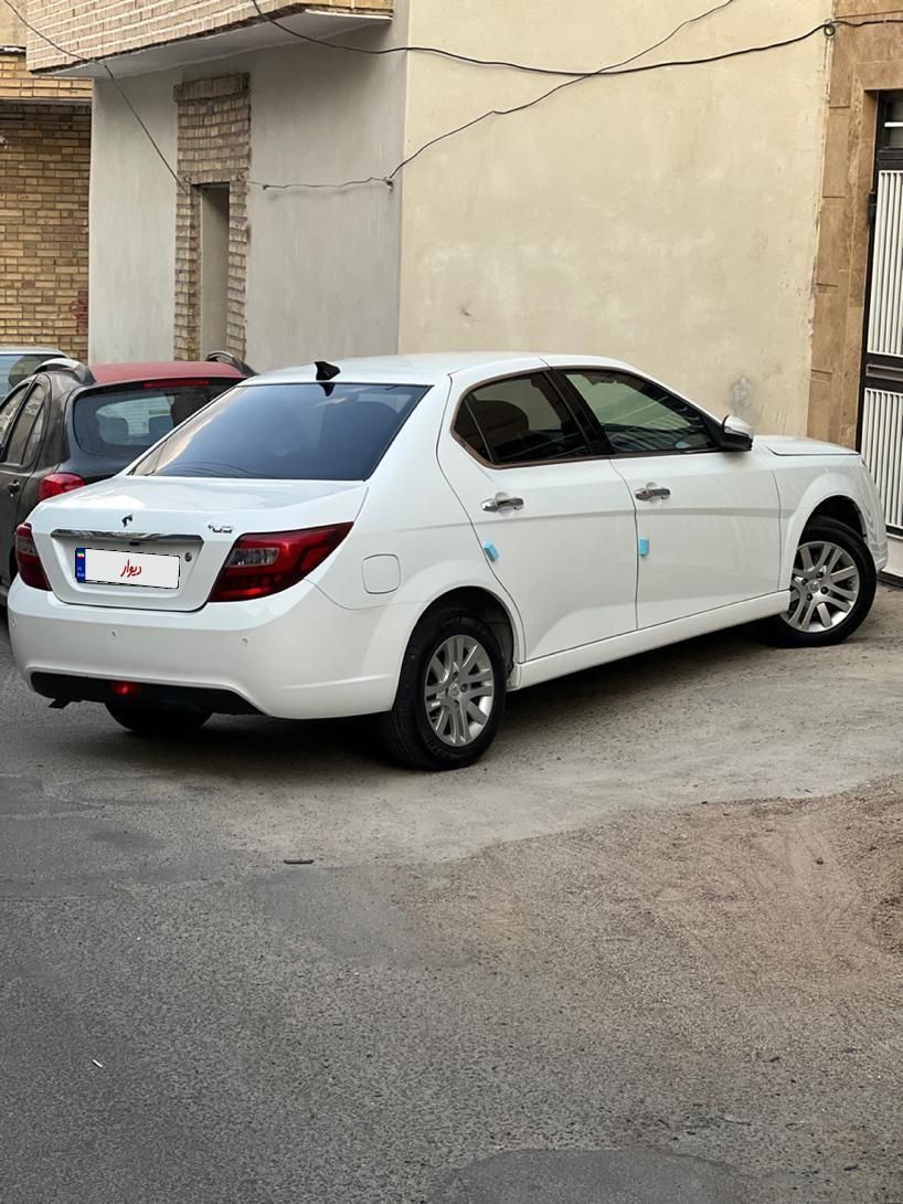 دنا پلاس تیپ ۲ سانروف ۴ ایربگ - 1400