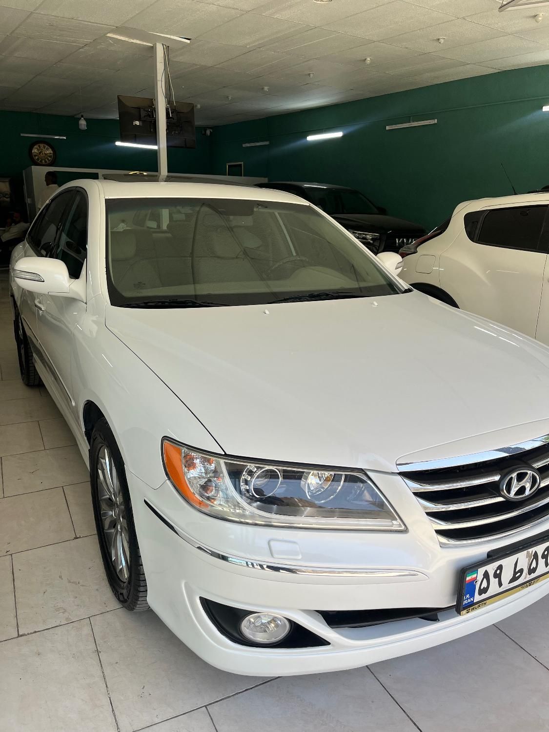 هیوندای آزرا (گرنجور) 3300cc - 2011