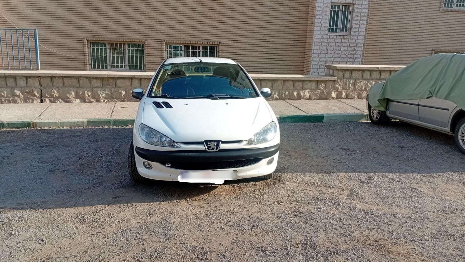 پژو ۲۰۶ صندوق دار v8 - 1394
